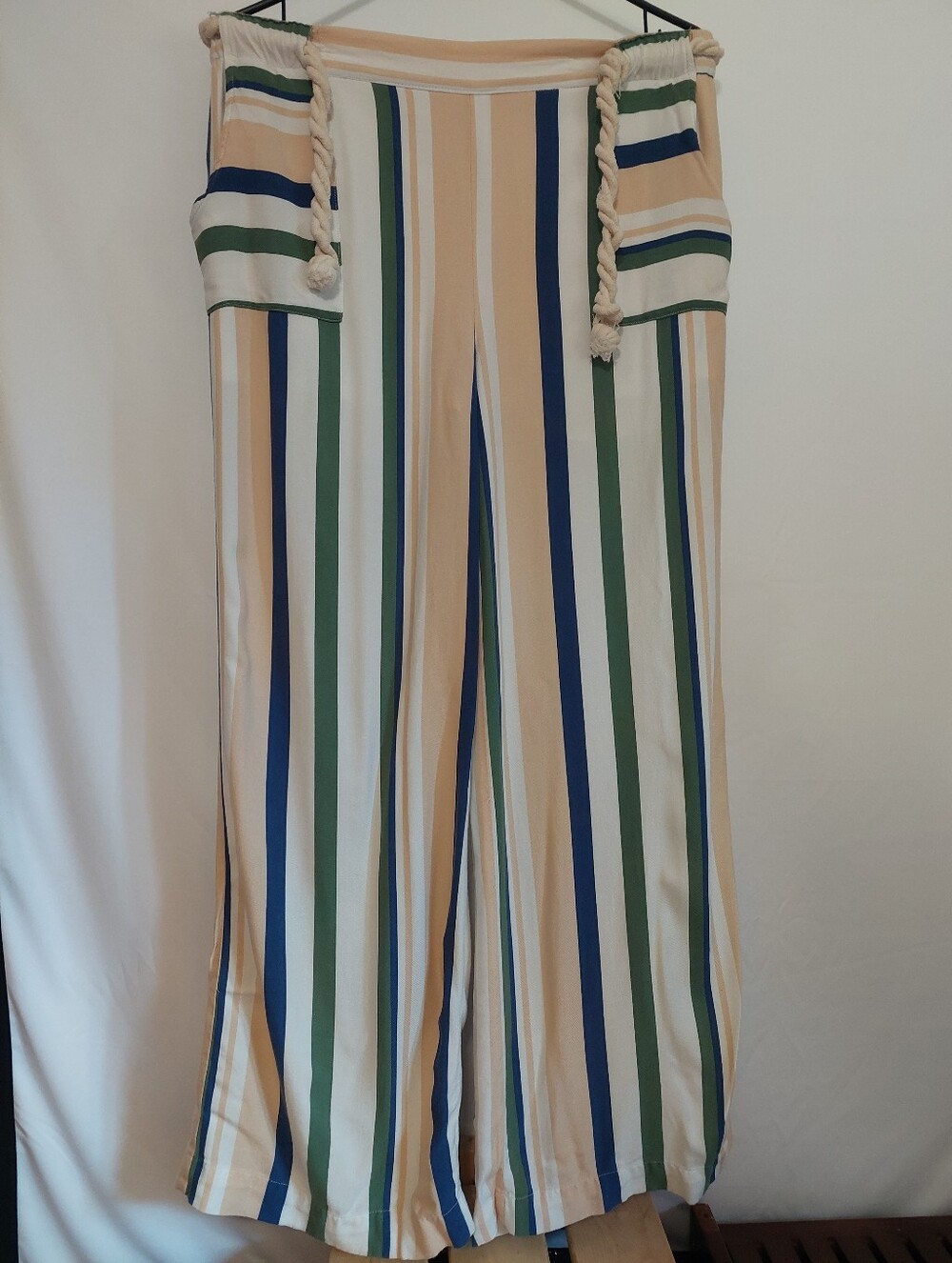 Velvet Heart Striped Wide-Leg Beach Panta